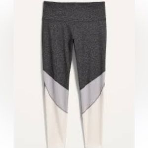 High-Waisted Elevate CozeCore Color-Blocked Leggings large NWT